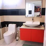 Hotel Art On The Hill By Sunny Rentals 2*