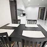 โรงแรม The Place Pratumnak By Sunny