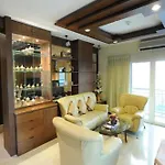 Aparthotel Whitehouse Condotel