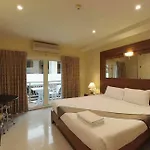 Whitehouse Condotel 3* Pattaya