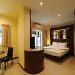 Aparthotel Whitehouse Condotel 3*