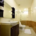 Royal Q & D Hotel 3*