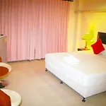 Royal Q & D Hotel 3*