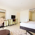 Hotel Crystal