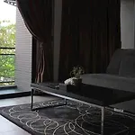 โรงแรม Place Serviced 3*
