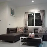 Baan Roi Lan