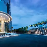Grande Centre Point Hotel