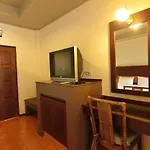 The Hotel 2*