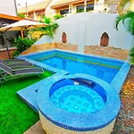 Grande Adam Private Pool *
