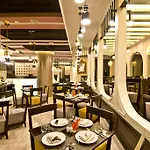 Tsix5 Hotel Pattaya