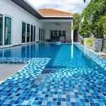 Villa Majestic By Korawan *