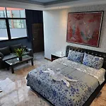 Koenig Mansion Hotel