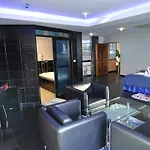 Koenig Mansion 4*