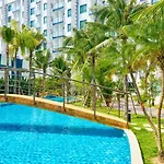 Arcadia Beach Bytech อพาร์ทเม้น *