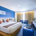 โรงแรมรอยัลพาเลซ โรงแรม