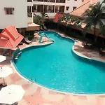 Resort Phuphaya Pattaya