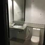 Hotel Zip & Restaurant 3*