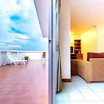 Eastiny Plaza โรงแรม 3*