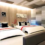 Long Garden & Pavilions 5*