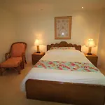 Butterfly Garden Boutique Residences: Luxury Oasis With Spacious