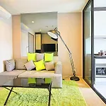The Base - Large Luxury, 1 Bedroom, Sea View - Pattaya City Centre - 963