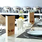 Citrus Grande By Compass Hospitality โรงแรม 5*