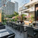 Mountain & Convention Center 4* Pattaya