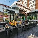 Mountain & Convention Center 4* Pattaya