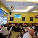 Robin's Nest & Restaurant Guest house