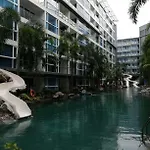 อพาร์ทเม้น Centara Avenue 711