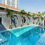 Majestic By Korawan Villa Pattaya