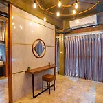 Kaen Hostel *