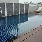W14 โรงแรม Pattaya
