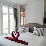 4bd Pool With Jacuzzi - Exquisite Pool A * Pattaya