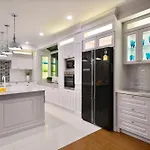4bd Pool With Jacuzzi - Exquisite Pool A Villa Pattaya