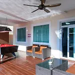 4bd Pool With Jacuzzi - Exquisite Pool A
