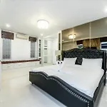Villa 4bd Pool With Jacuzzi - Exquisite Pool A