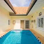 3Br Pool & Bbq Holiday Cottage