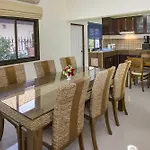 Ratana Villa - Pattaya Holiday House Walking Street