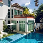 โรงแรม Nagawari Art Maldives Bbq Pattaya นาจอมเทียน