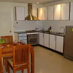 Amstellux Apartments