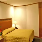 โรงแรมรอยัลพาเลซ โรงแรม