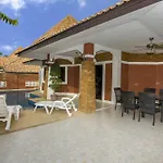 Villa Valery Close To The Beach