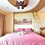 อพาร์ทเม้น Viewtalay Beachfront By Nd Pattaya