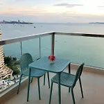 The Palm 2Br By Pattaya Holiday