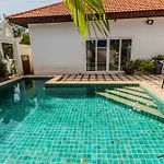 Majestic Pool Villa By Pattaya Sunny Rentals