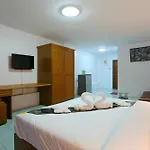 Liya โรงแรม Pattaya