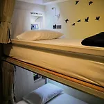 Asleep By Lantana Hostel
