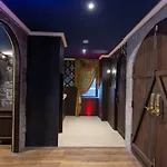 Hotel Castle Suites 5*
