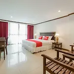 Oyo 285 The Modern Place Hotel Pattaya